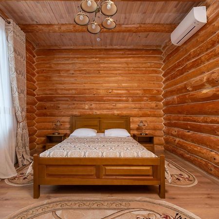 Загородный отельный комплекс Бреч Resort&Spa Gurinovka Staraya Экстерьер фото