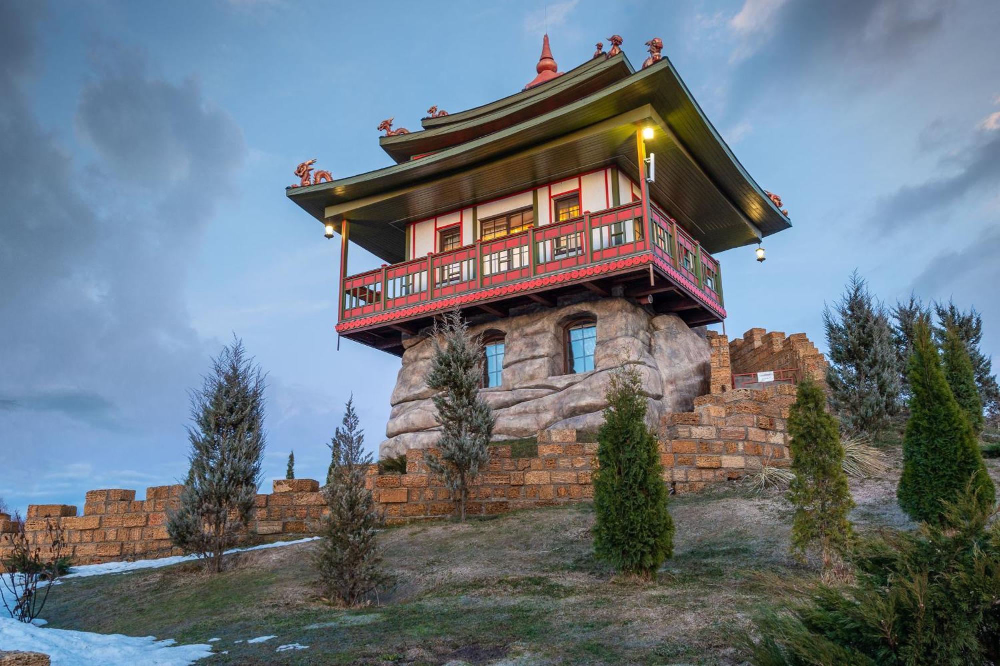 Загородный отельный комплекс Бреч Resort&Spa Gurinovka Staraya Экстерьер фото