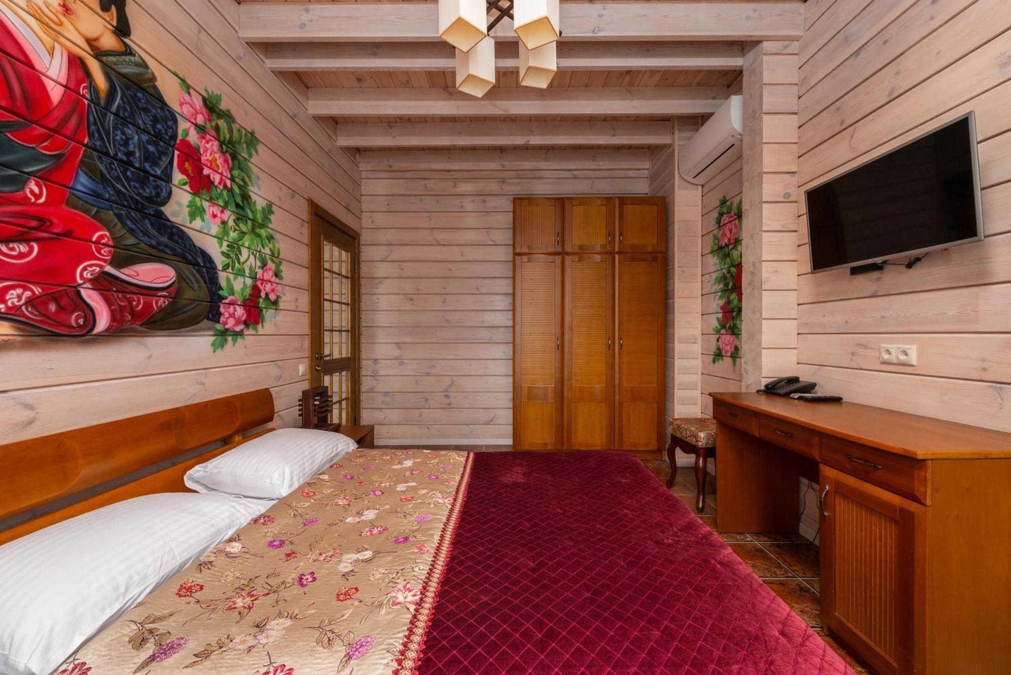 Загородный отельный комплекс Бреч Resort&Spa Gurinovka Staraya Экстерьер фото