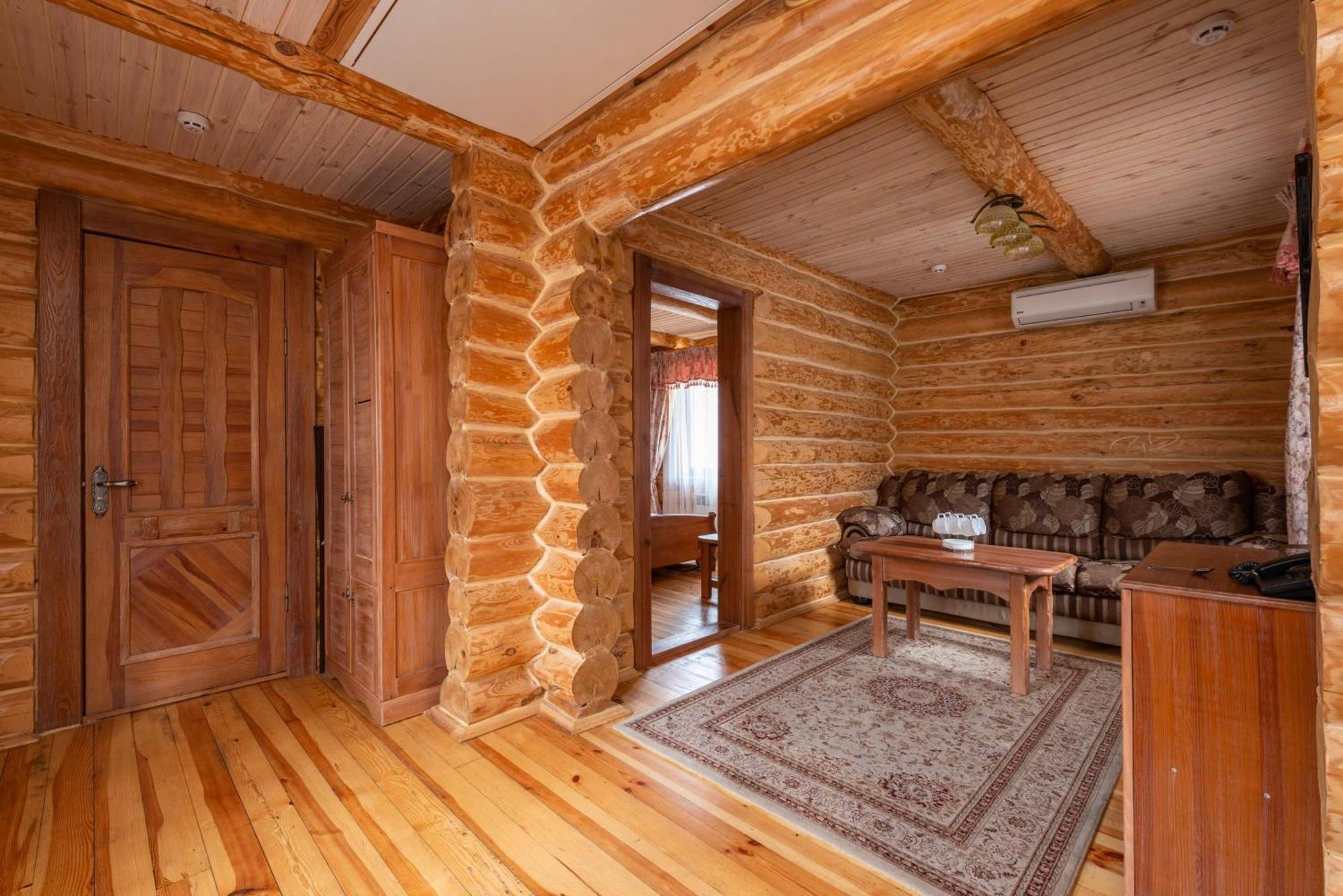Загородный отельный комплекс Бреч Resort&Spa Gurinovka Staraya Экстерьер фото