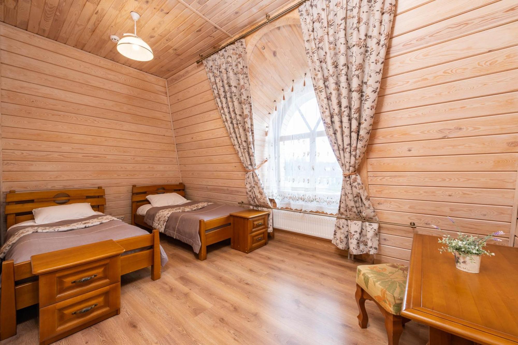 Загородный отельный комплекс Бреч Resort&Spa Gurinovka Staraya Экстерьер фото