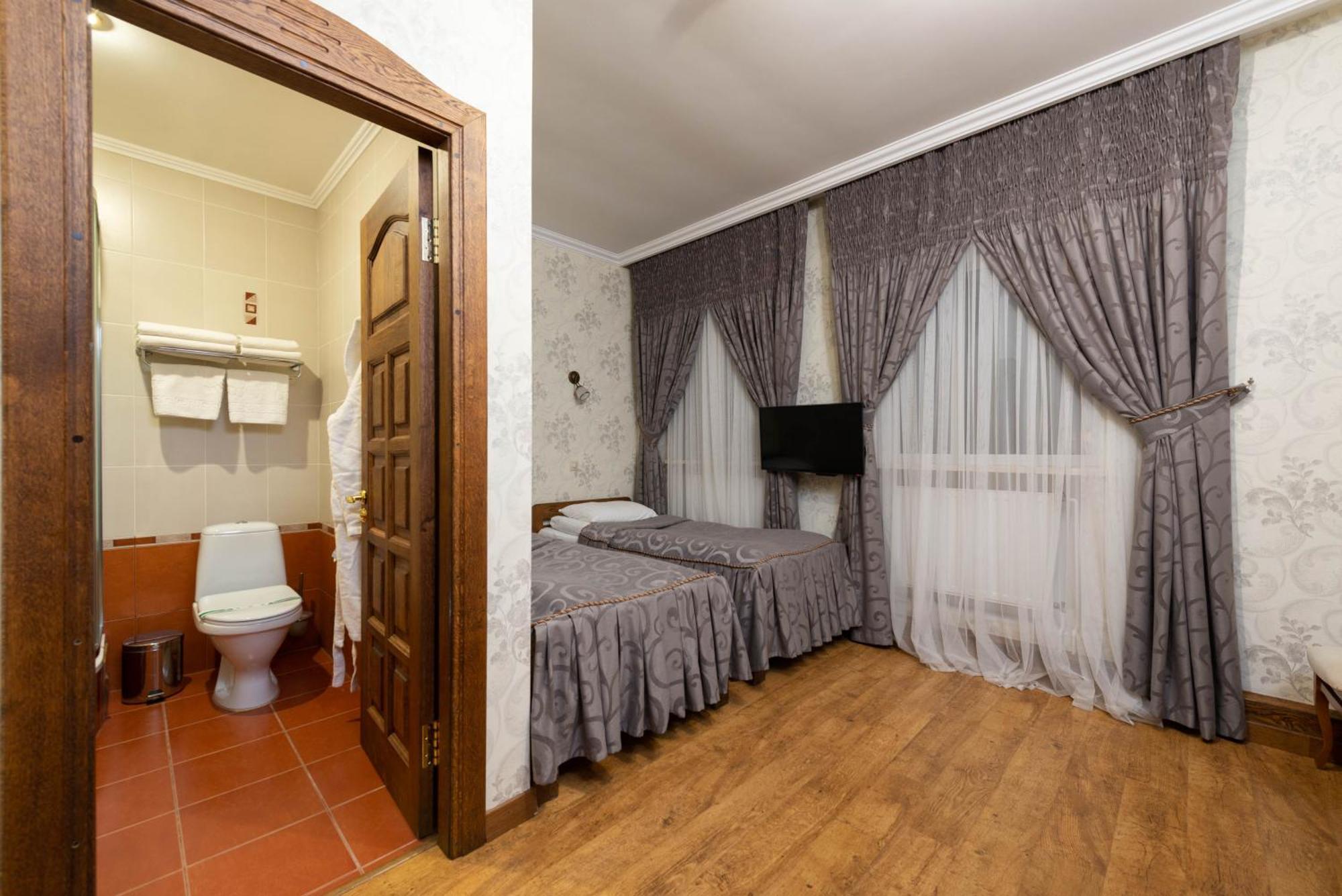 Загородный отельный комплекс Бреч Resort&Spa Gurinovka Staraya Экстерьер фото