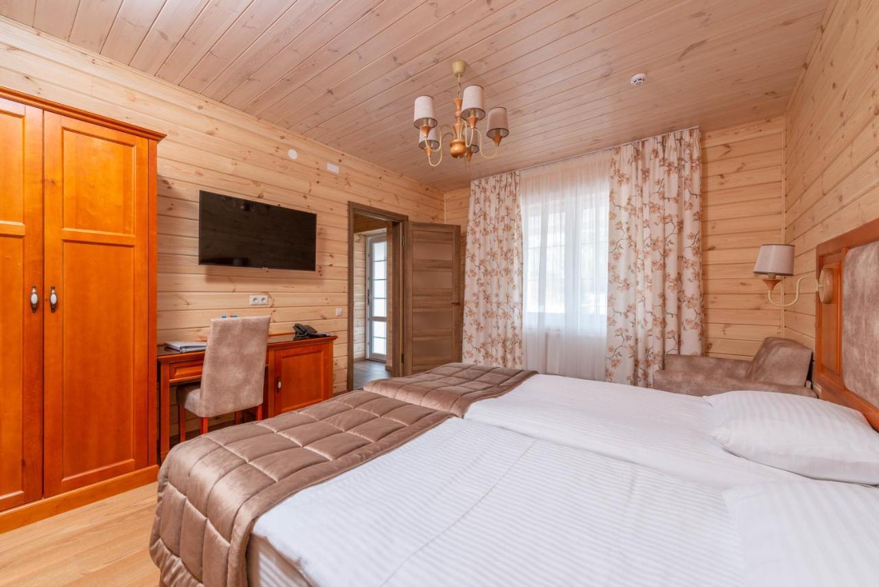 Загородный отельный комплекс Бреч Resort&Spa Gurinovka Staraya Экстерьер фото