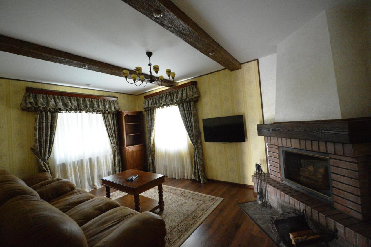 Загородный отельный комплекс Бреч Resort&Spa Gurinovka Staraya Экстерьер фото